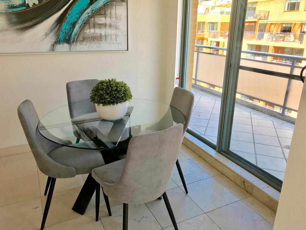 Liv Arena Apartments Darling Harbour Сидней Экстерьер фото