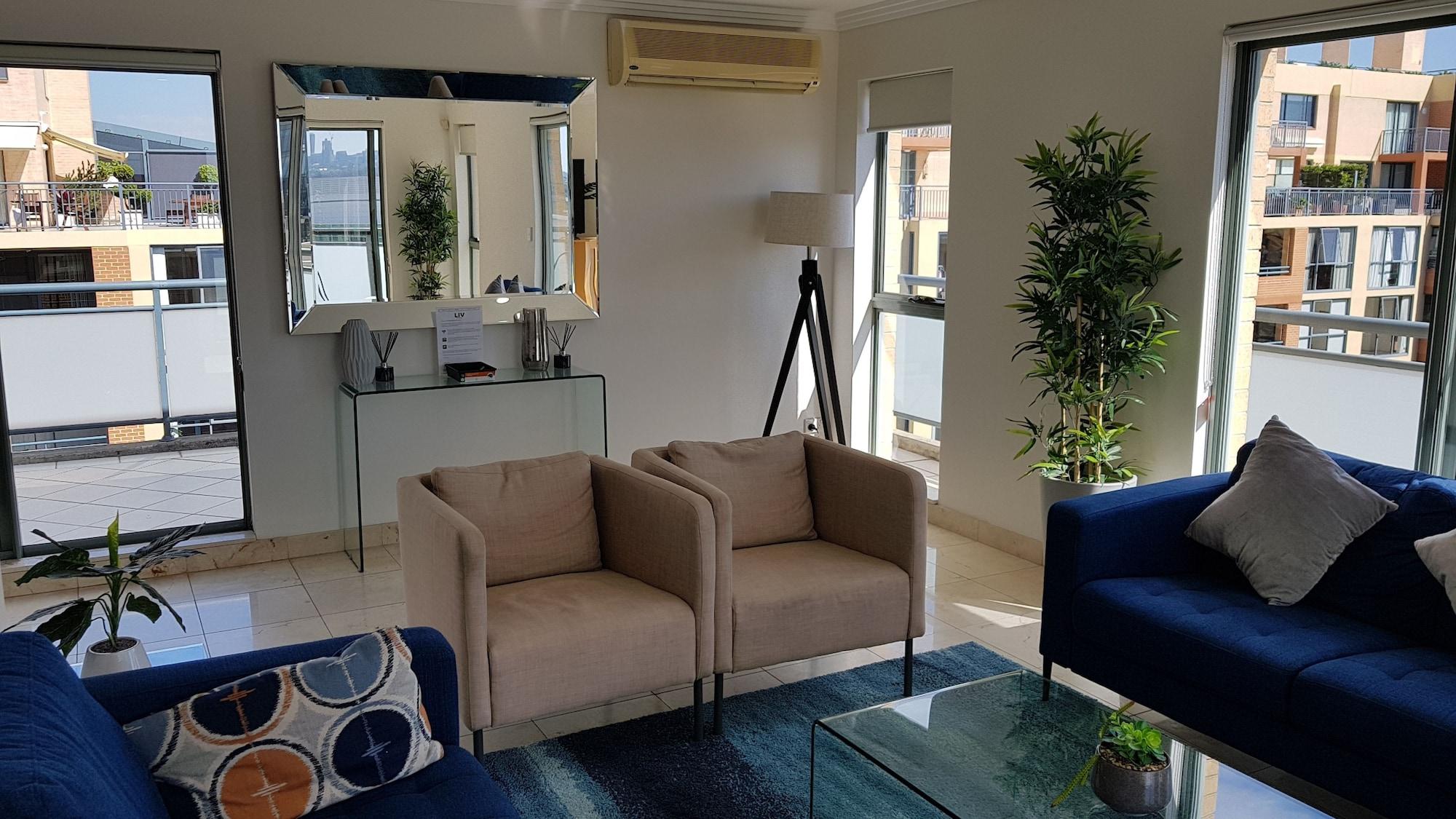 Liv Arena Apartments Darling Harbour Сидней Экстерьер фото