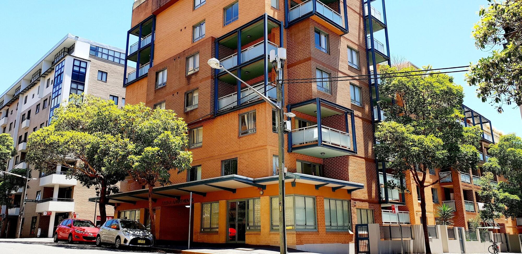 Liv Arena Apartments Darling Harbour Сидней Экстерьер фото